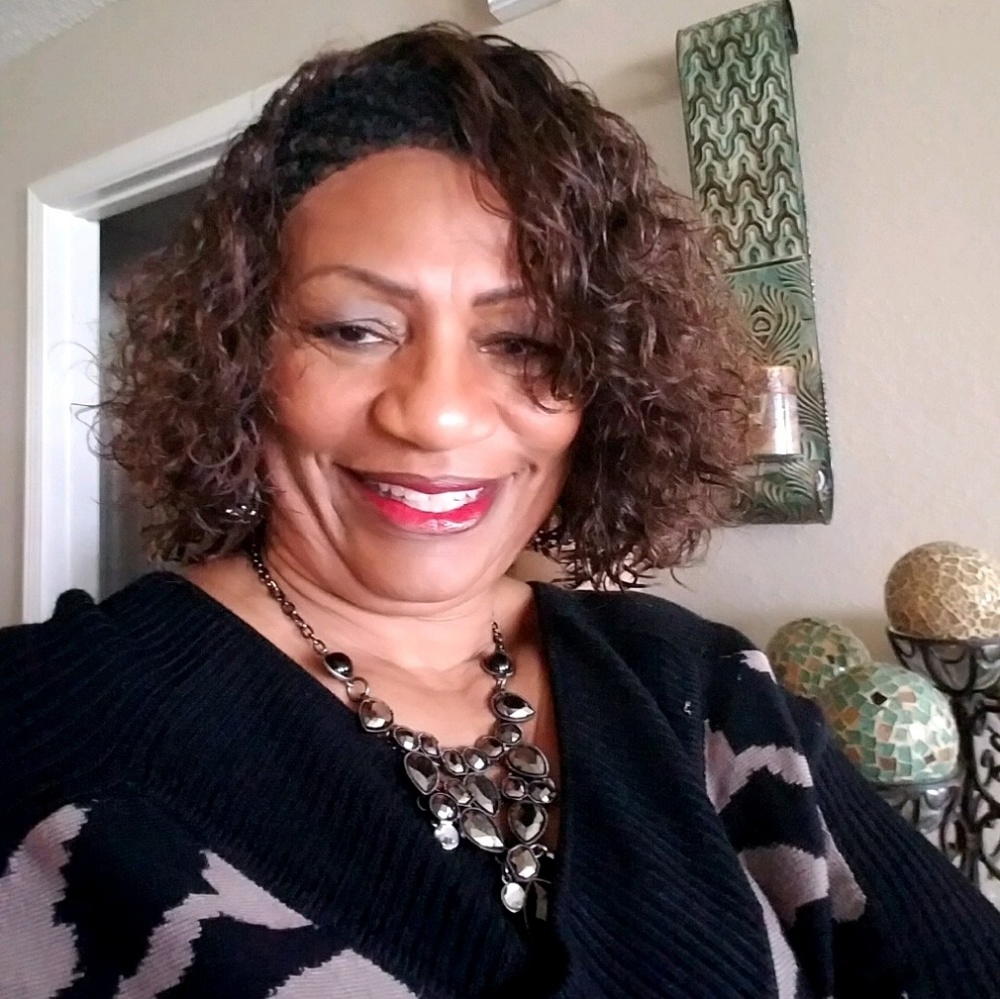 Meet your Posher, Gwendolyn